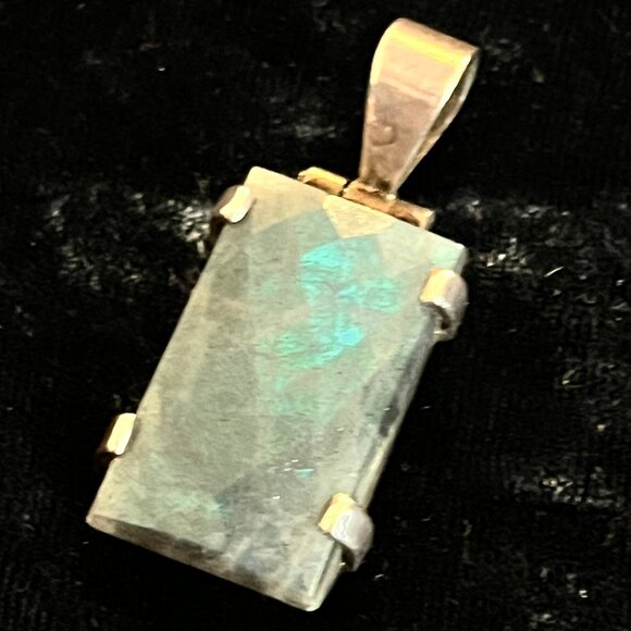 Vintage Rectangular Labradorite Hinged Sterling Silver Pendant - 10g - VG / EUC - Picture 3 of 14